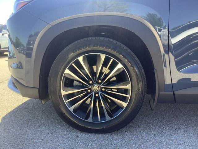 2024 Toyota Grand Highlander Hybrid Platinum MAX