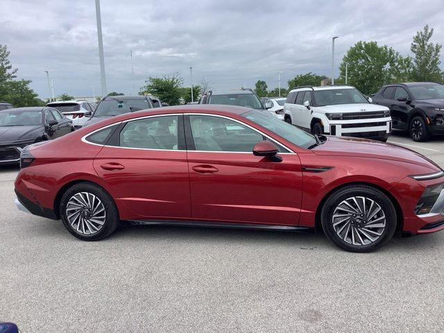 2025 Hyundai Sonata Hybrid SEL