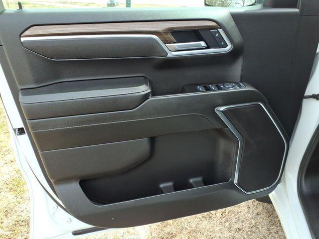 2025 Chevrolet Silverado 1500 4WD Crew Cab Standard Bed LT