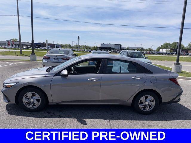 2024 Hyundai Elantra SE