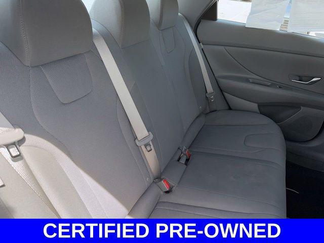 2024 Hyundai Elantra SE