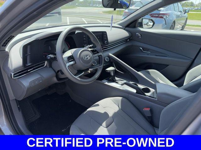 2024 Hyundai Elantra SE