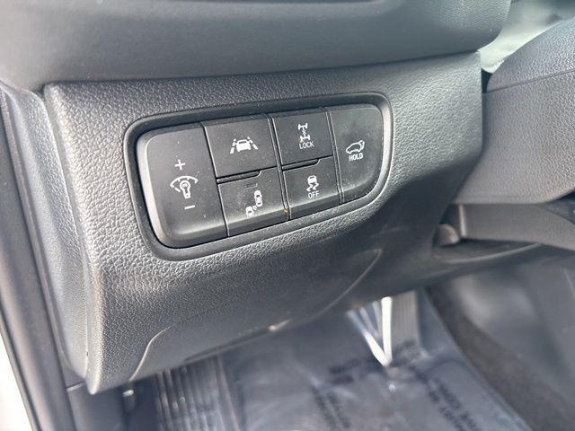 2020 Hyundai Santa Fe SEL 2.0T