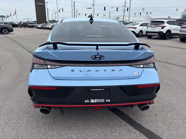 2025 Hyundai Elantra Base
