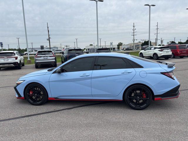 2025 Hyundai Elantra Base
