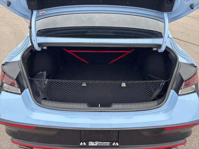2025 Hyundai Elantra Base