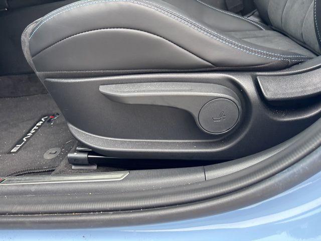 2025 Hyundai Elantra Base