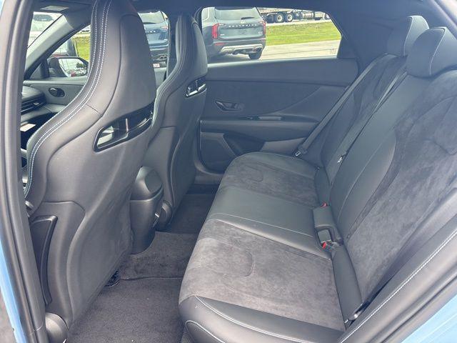 2025 Hyundai Elantra Base