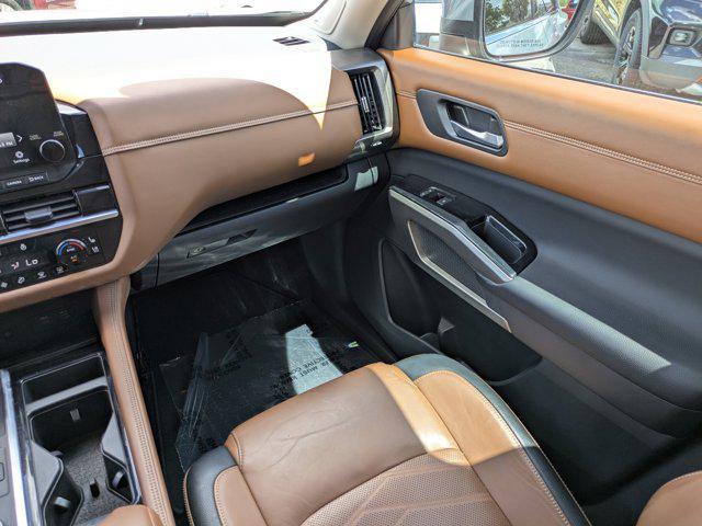 2022 Nissan Pathfinder Platinum 4WD