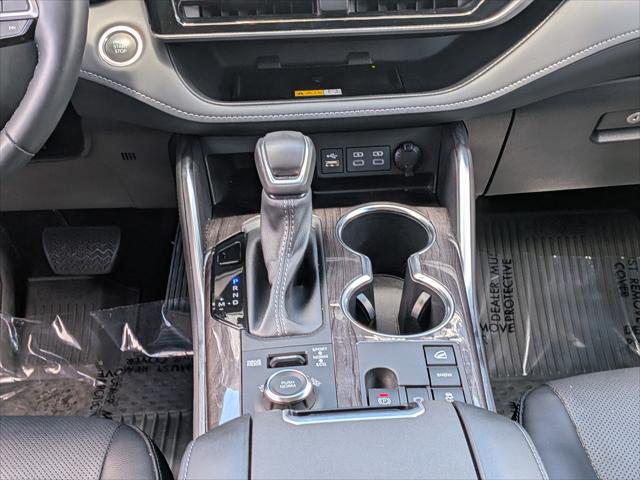 2024 Toyota Highlander Platinum