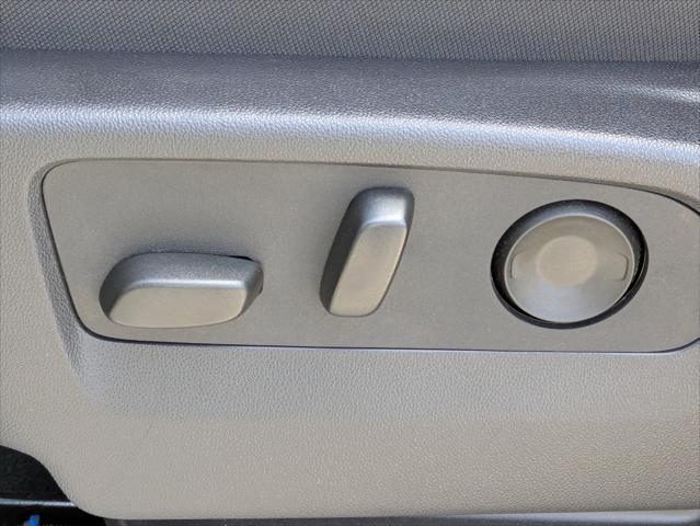 2025 GMC Sierra 1500 4WD Crew Cab Short Box Elevation with 3VL