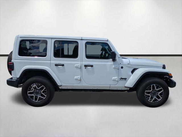 2025 Jeep Wrangler 4-Door Sahara 4x4