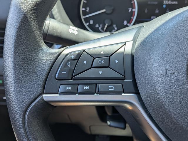 2024 Nissan Sentra SV Xtronic CVT