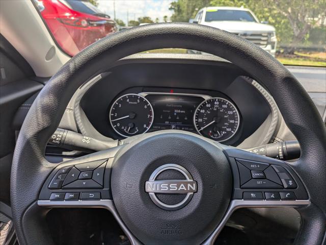 2024 Nissan Sentra SV Xtronic CVT