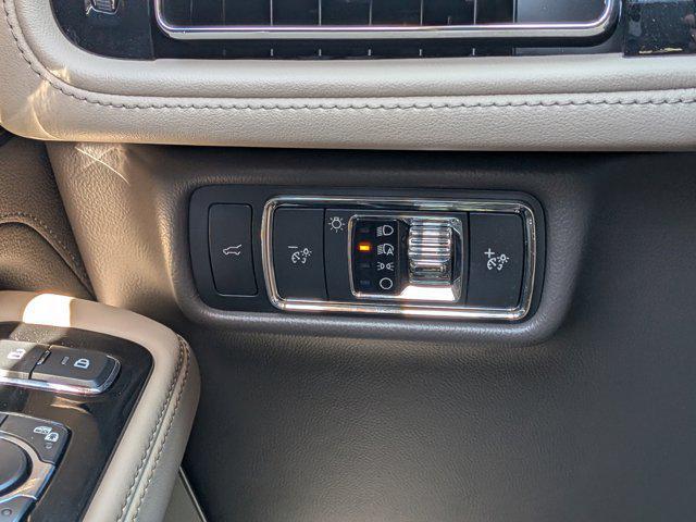 2023 Lincoln Aviator Standard