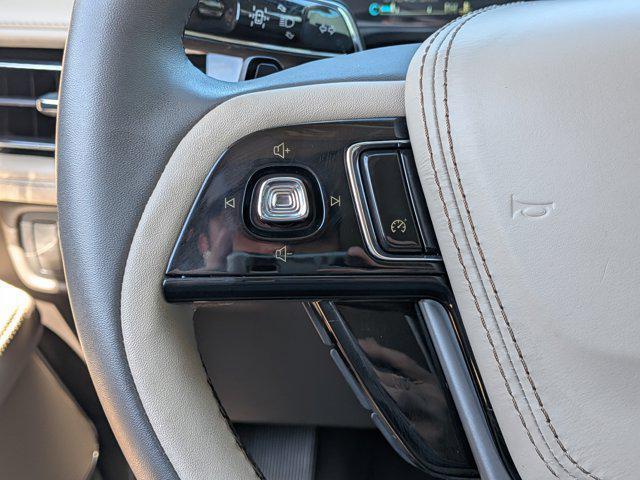 2023 Lincoln Aviator Standard