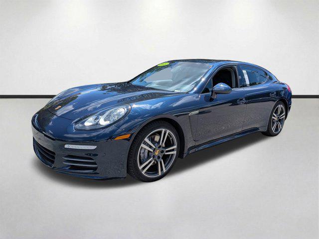 2015 Porsche Panamera 4