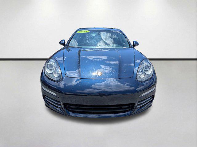 2015 Porsche Panamera 4