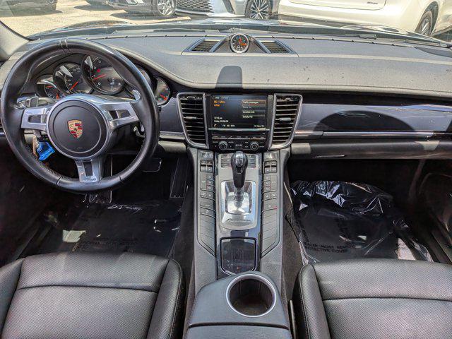 2015 Porsche Panamera 4