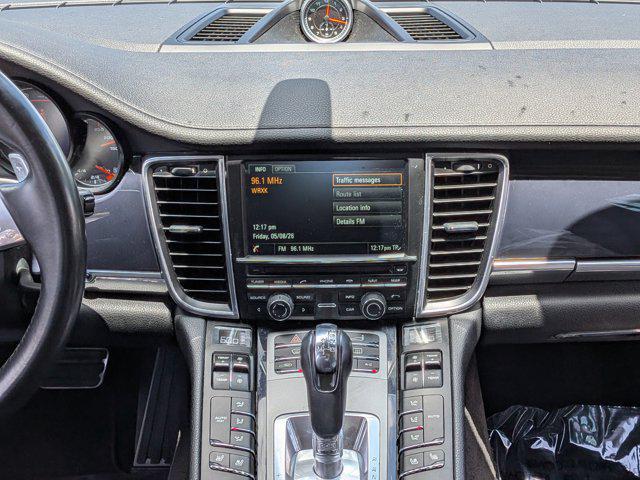 2015 Porsche Panamera 4