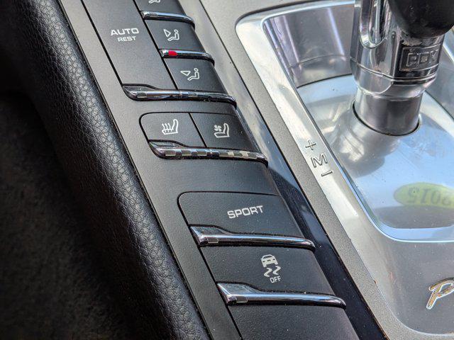 2015 Porsche Panamera 4