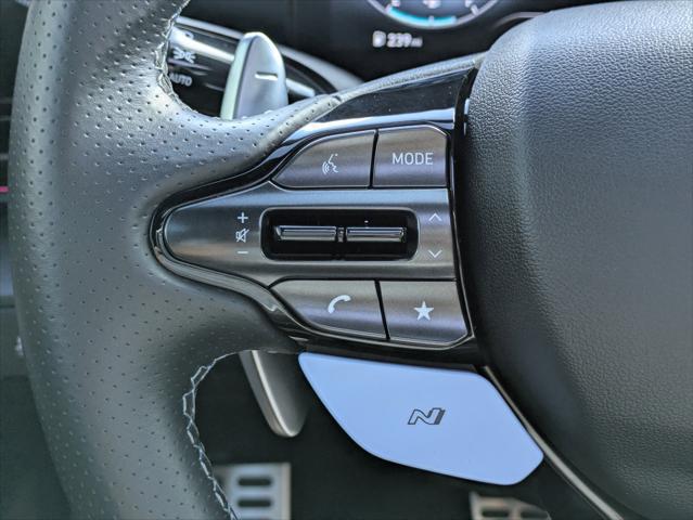 2025 Hyundai Elantra Base