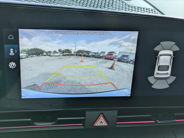 2025 Hyundai Elantra Base