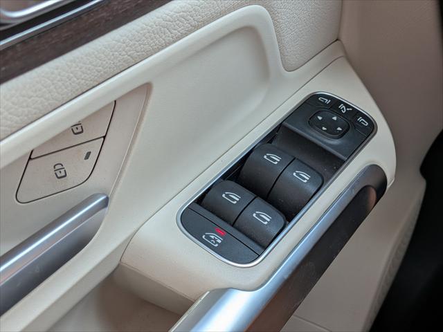 2023 Mercedes-Benz GLB GLB 250