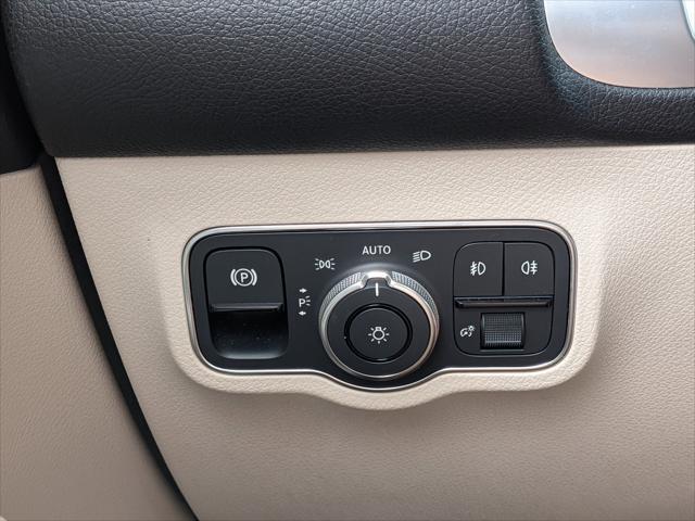 2023 Mercedes-Benz GLB GLB 250