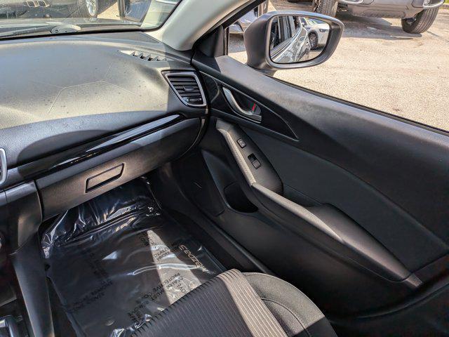 2015 Mazda Mazda3 i Touring