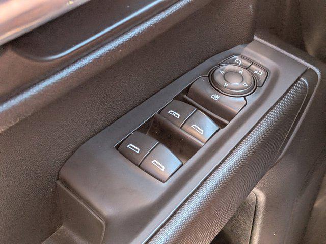 2021 Chevrolet Silverado 1500 2WD Crew Cab Short Bed WT
