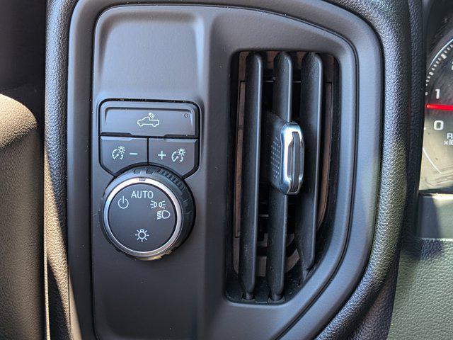 2021 Chevrolet Silverado 1500 2WD Crew Cab Short Bed WT