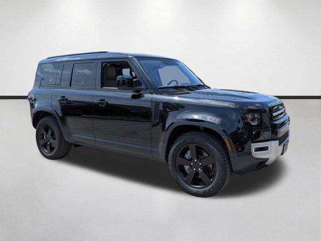 2022 Land Rover Defender 110 SE