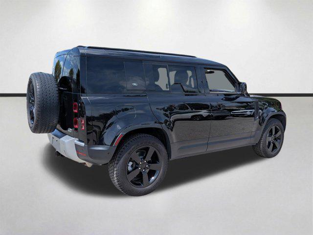 2022 Land Rover Defender 110 SE