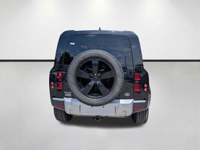 2022 Land Rover Defender 110 SE