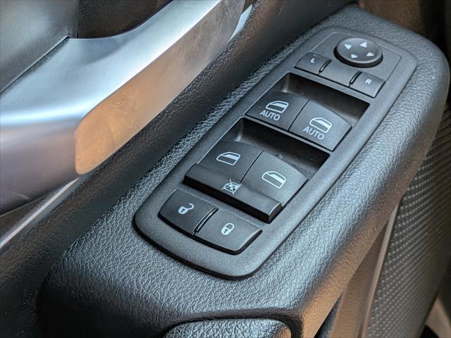 2019 Ram 1500 Big Horn/Lone Star Crew Cab 4x4 5'7" Box
