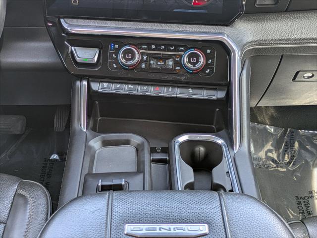 2024 GMC Sierra 2500HD 4WD Crew Cab Standard Bed Denali