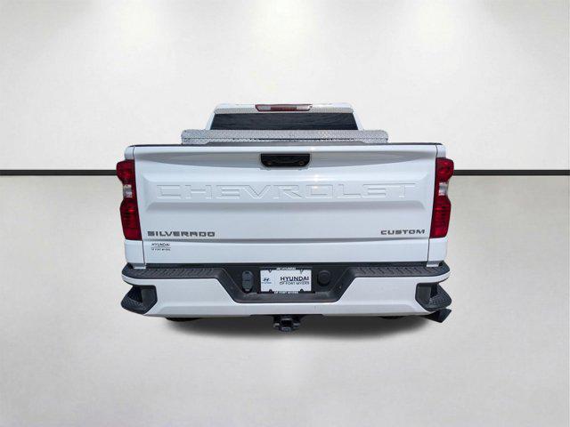2022 Chevrolet Silverado 1500 2WD Crew Cab Short Bed Custom