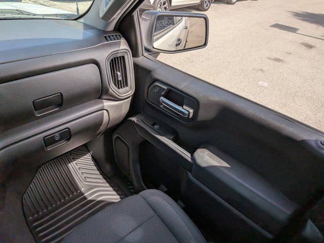 2022 Chevrolet Silverado 1500 2WD Crew Cab Short Bed Custom
