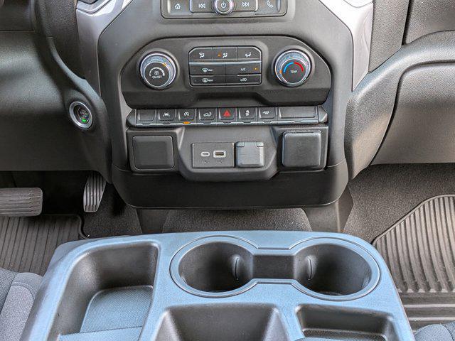 2022 Chevrolet Silverado 1500 2WD Crew Cab Short Bed Custom