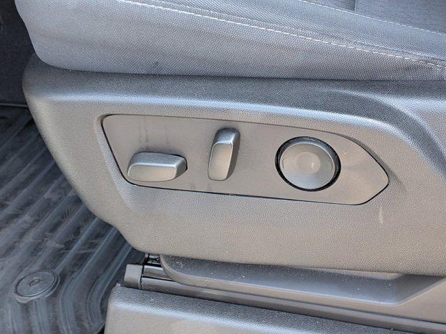 2022 Chevrolet Silverado 1500 2WD Crew Cab Short Bed Custom
