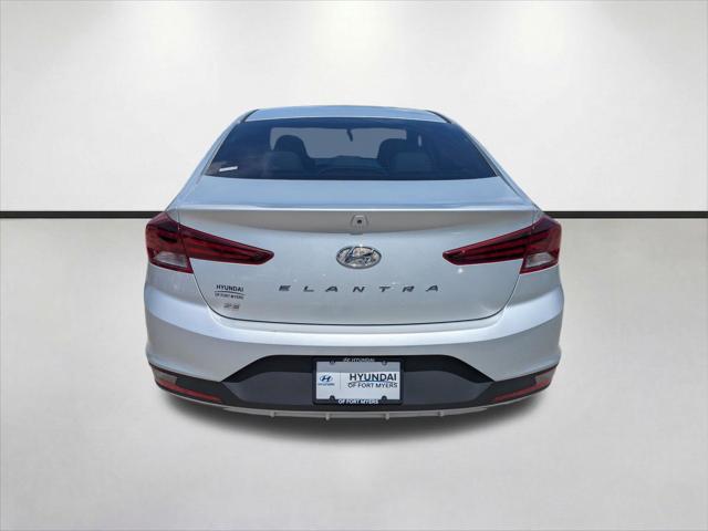 2019 Hyundai Elantra SE