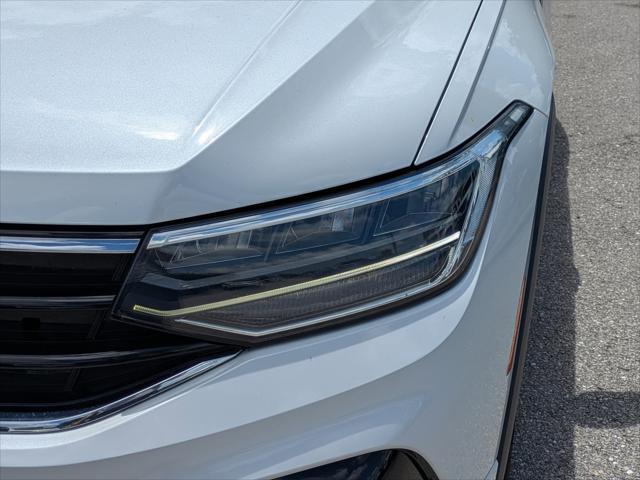 2023 Volkswagen Tiguan 2.0T SE R-Line Black