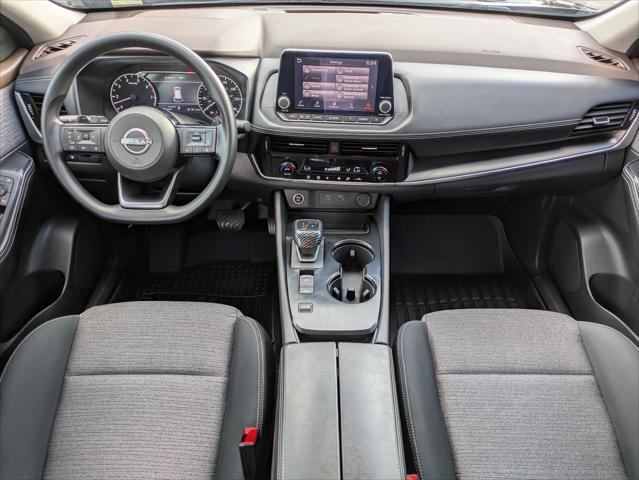 2023 Nissan Rogue SV FWD