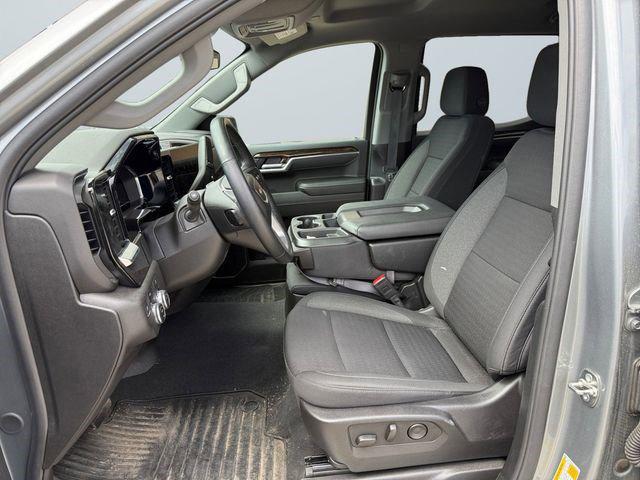 2025 GMC Sierra 1500 4WD Crew Cab Short Box Elevation with 3VL