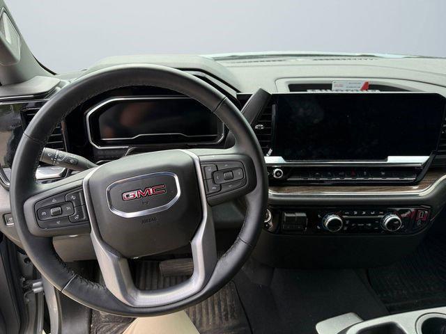 2025 GMC Sierra 1500 4WD Crew Cab Short Box Elevation with 3VL