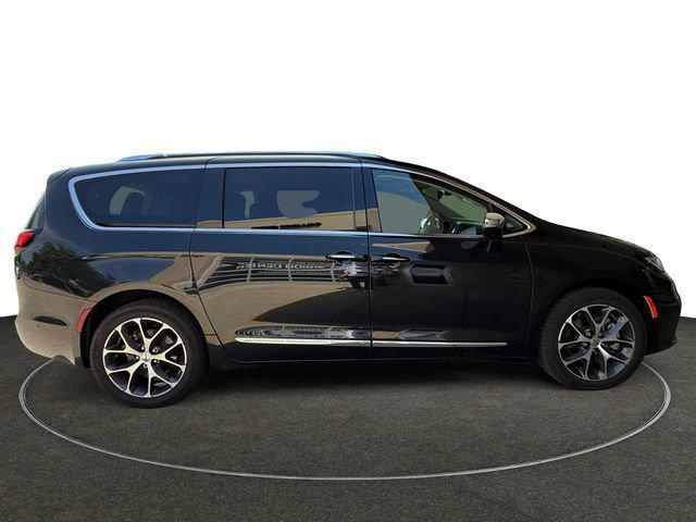 2021 Chrysler Pacifica Limited AWD