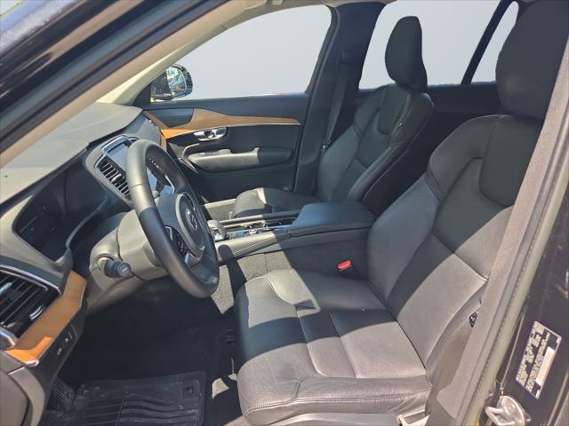 2023 Volvo XC90 Recharge T8 Plus Bright Theme 7-Seater