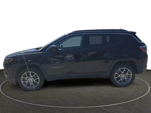 2022 Jeep Compass Latitude Lux 4x4