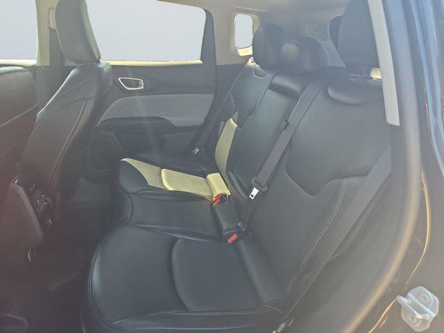 2022 Jeep Compass Latitude Lux 4x4